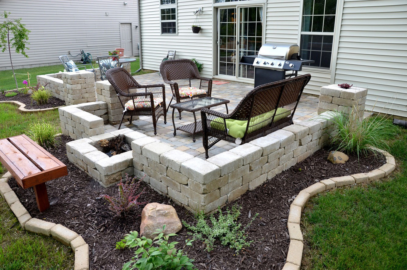 Backyard Patio Paver Design Ideas
 Paver Patio Ideas for Enchanting Backyard Amaza Design