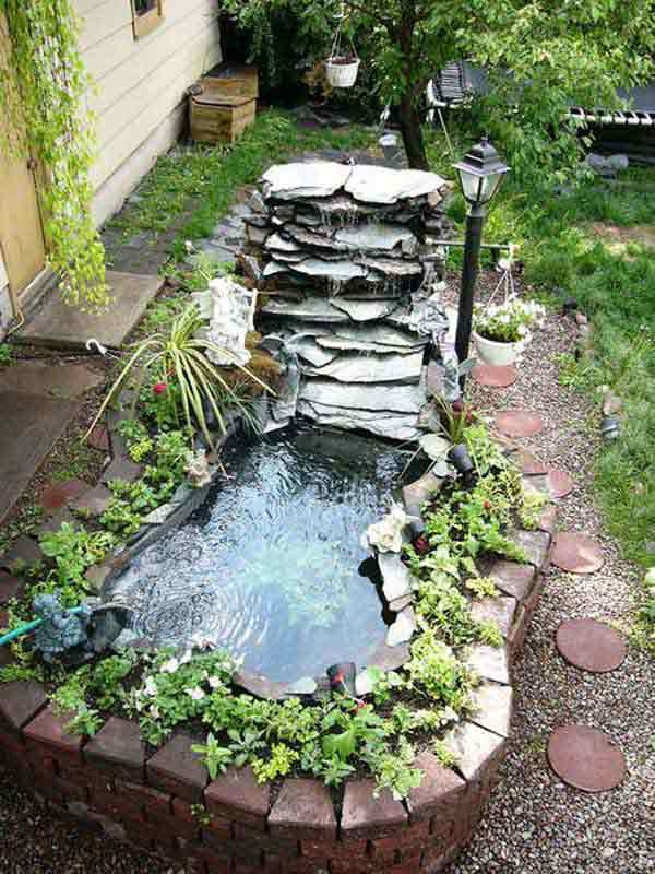 Backyard Ponds Ideas
 35 Impressive Backyard Ponds and Water Gardens Amazing