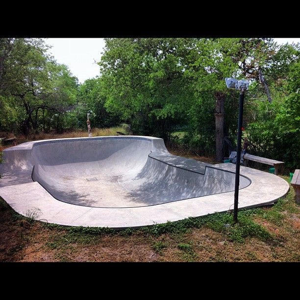 Backyard Skate Ramps
 Backyard bowl