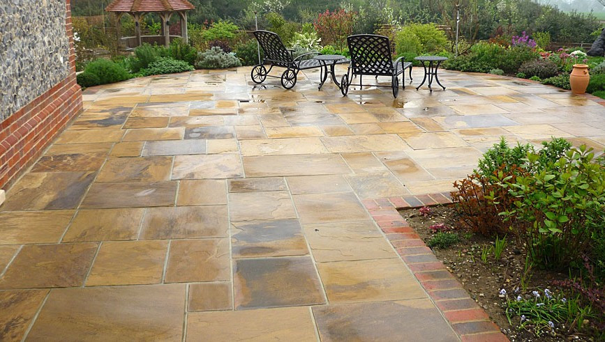 Backyard Stone Patio
 How to build a stone patio on your own