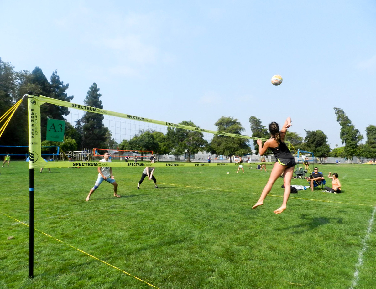 Backyard Volleyball Set
 Number 1 Rated Portable Outdoor Net Systems for Volleyball