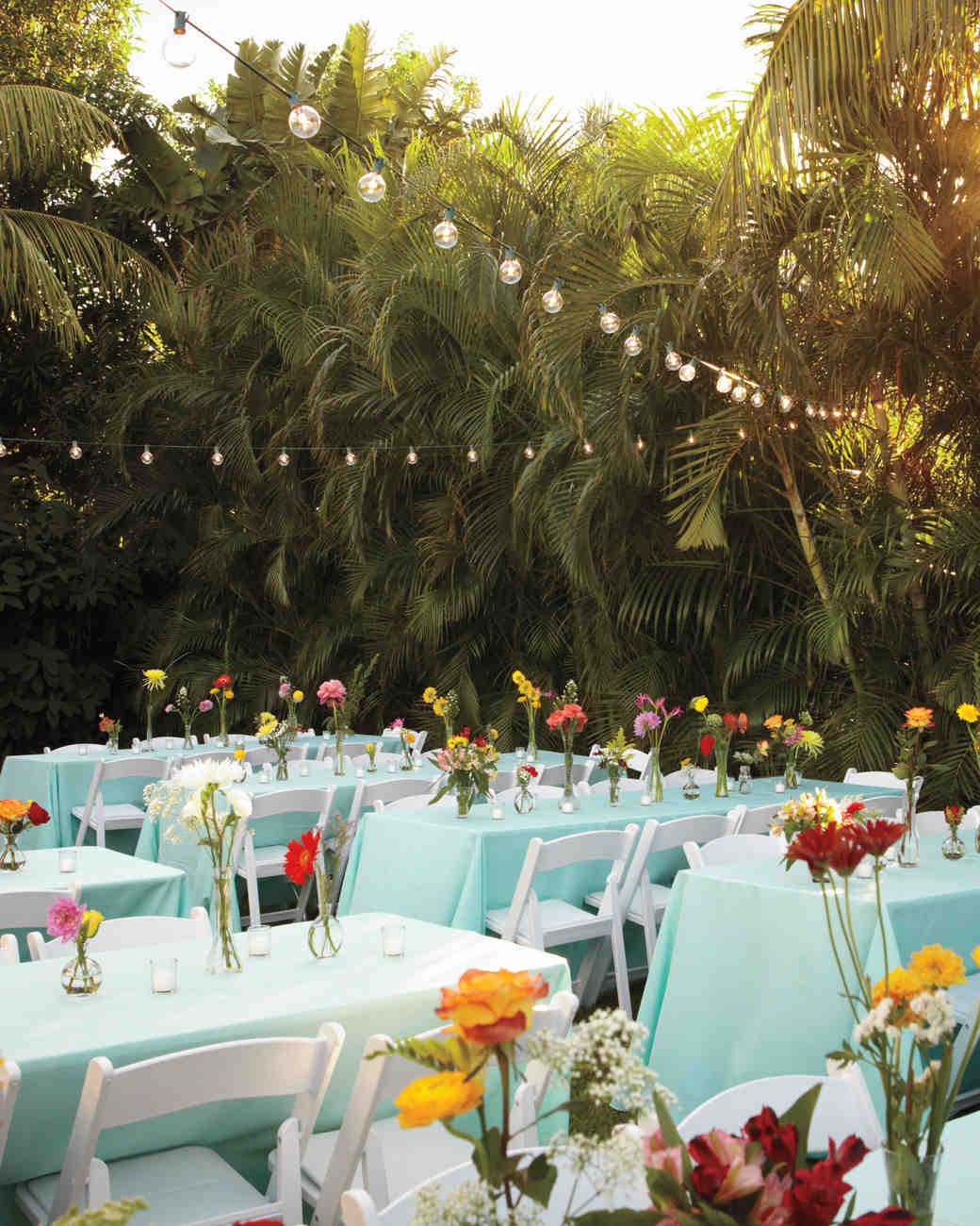 Backyard Wedding Receptions
 16 Things You Need to Know to Pull f an Outdoor Wedding