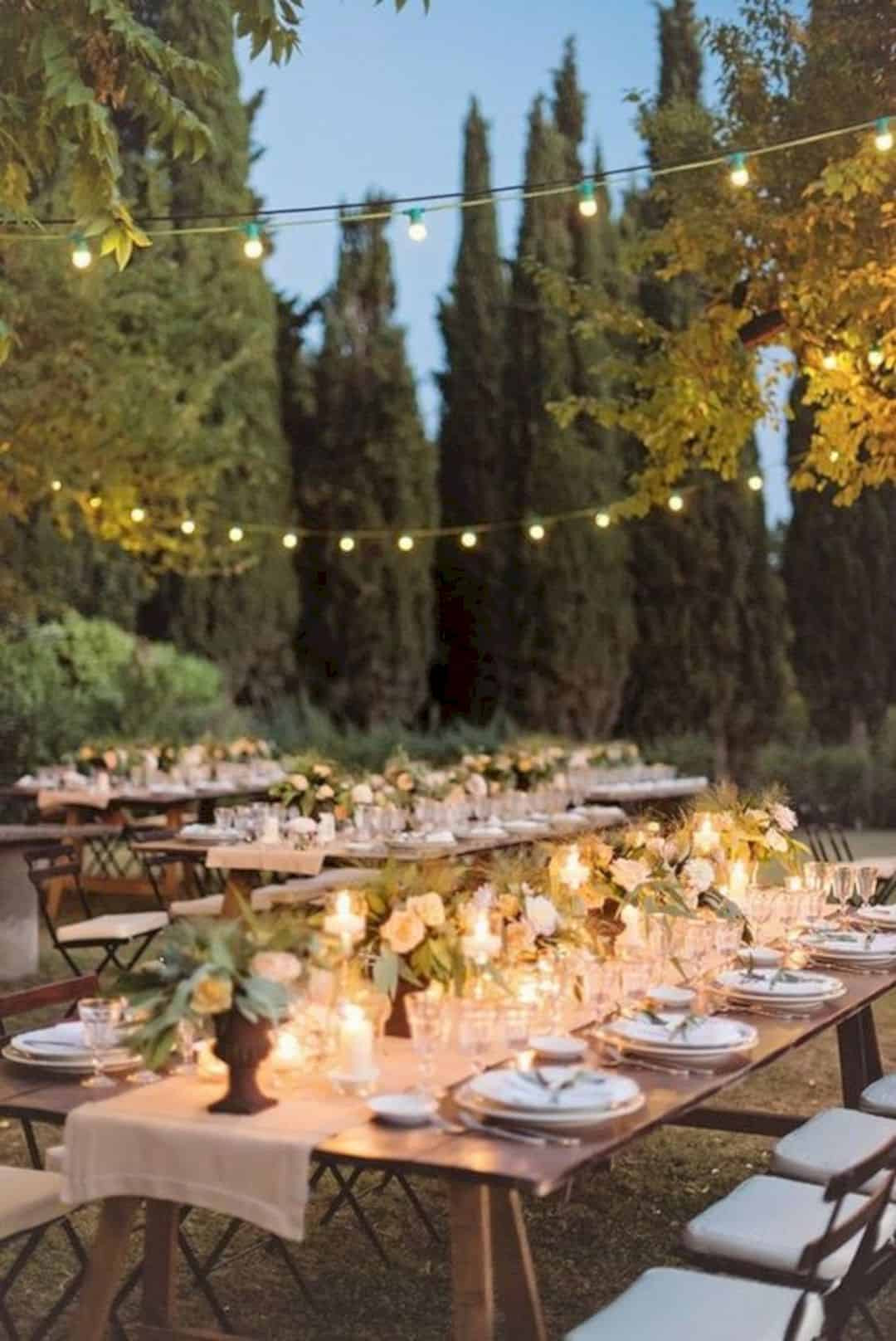 Backyard Wedding Themes
 15 Backyard Wedding Ideas