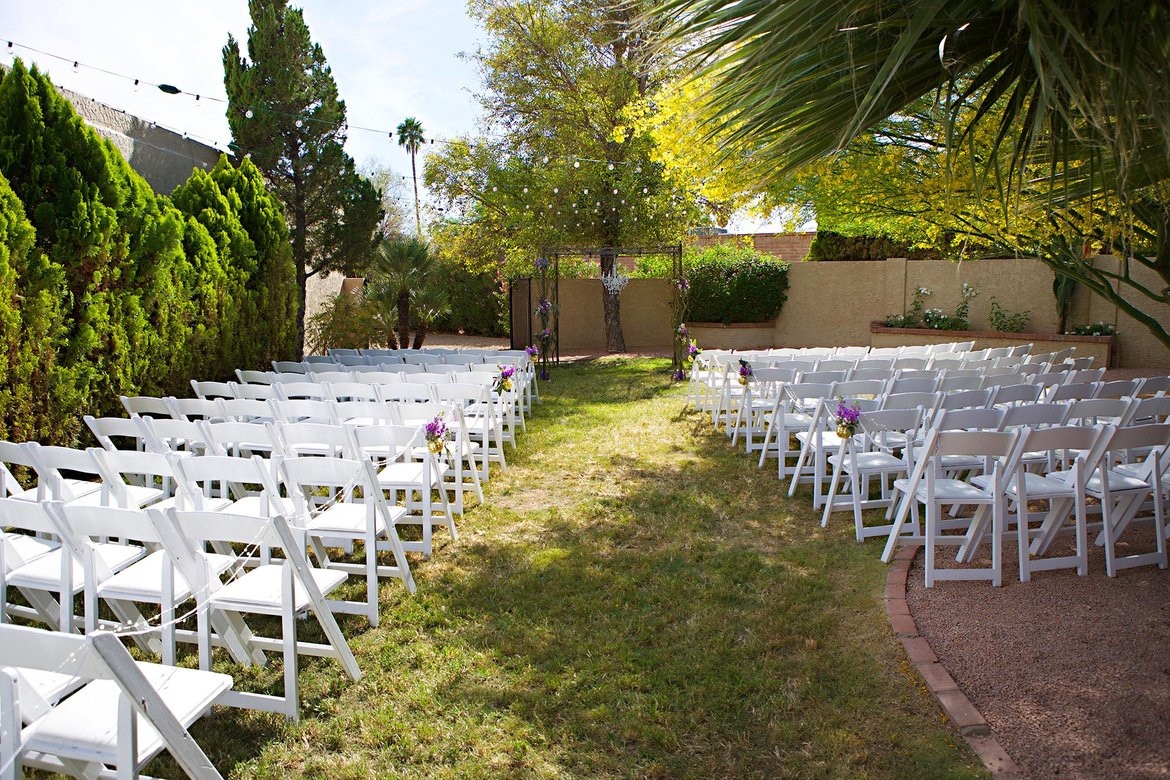 Backyard Weddings Ideas
 The Pros and Cons of Throwing a Backyard Wedding