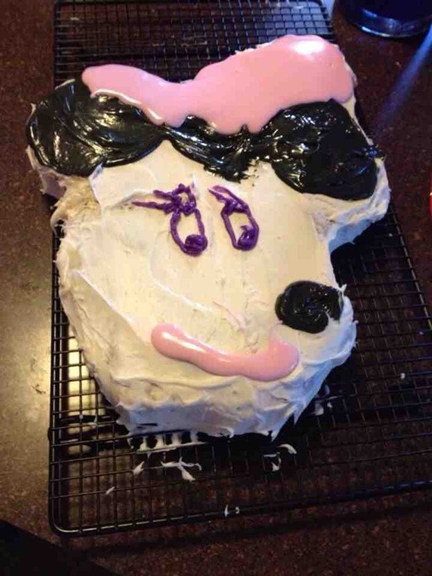 Bad Birthday Cakes
 22 Worst Disney Cake Fails Ever These People Totally