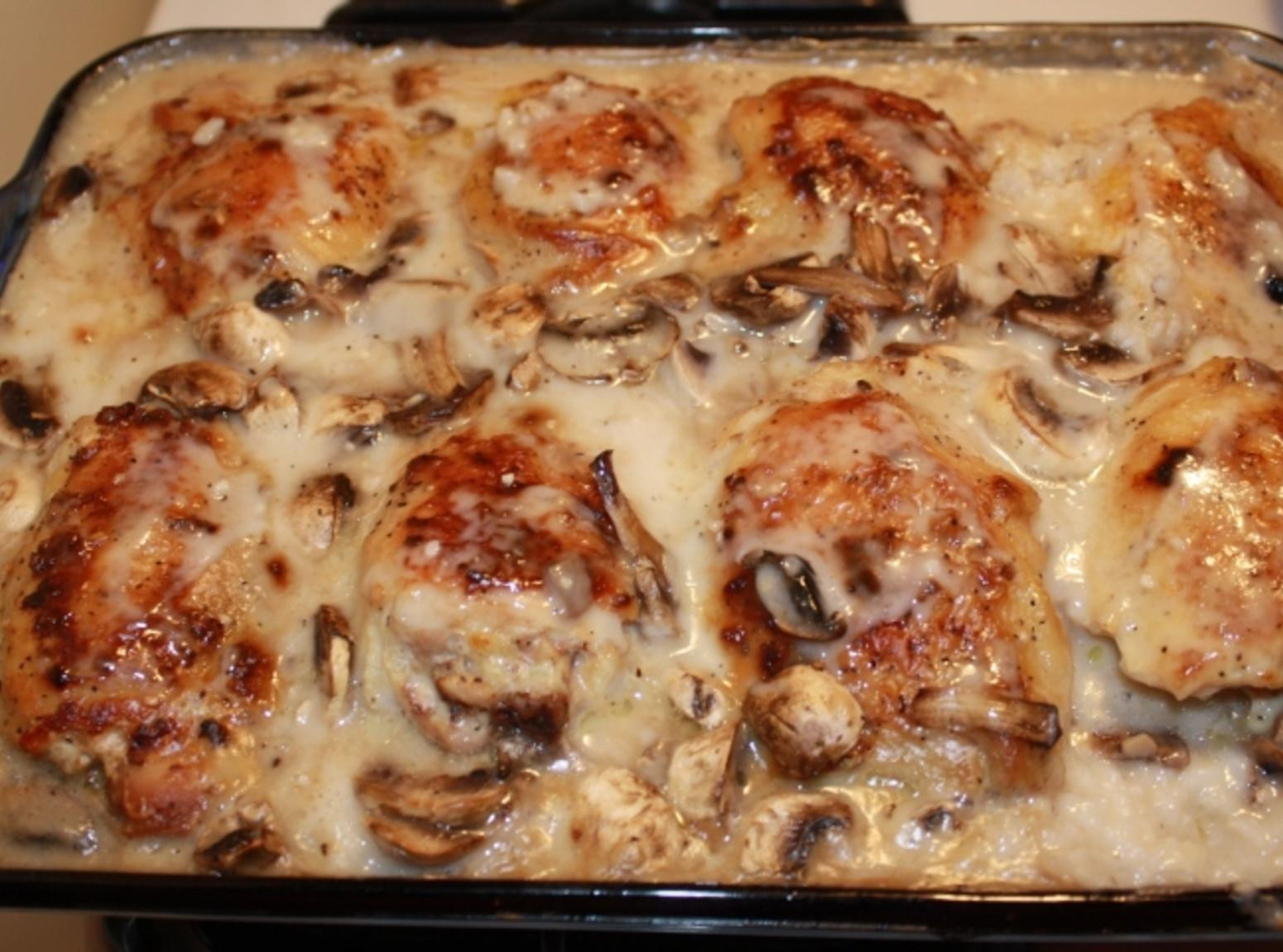 Baked Chicken And Rice With Cream Of Mushroom
 Smothered Chicken with Rice Recipe 2