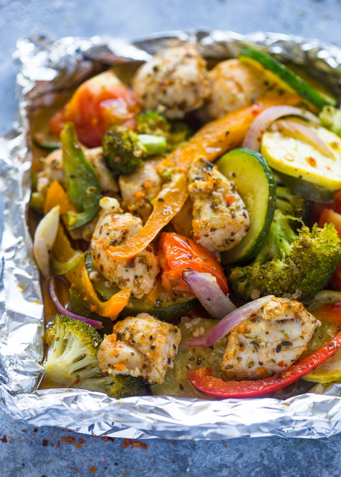 Baked Chicken Breasts In Foil
 Easy Baked Italian Chicken and Veggie Foil Packets