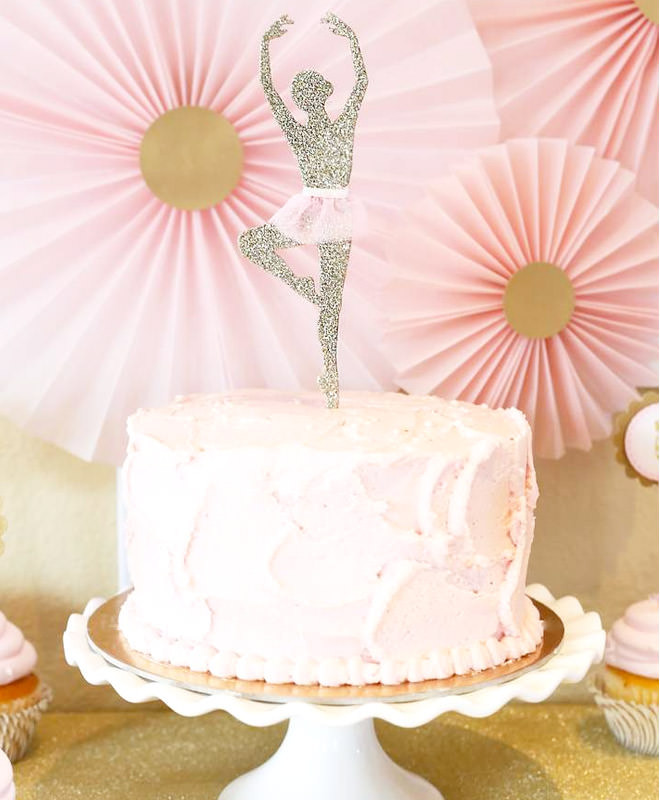 Ballerina Birthday Cake
 17 ballerina cakes for your tiny dancer