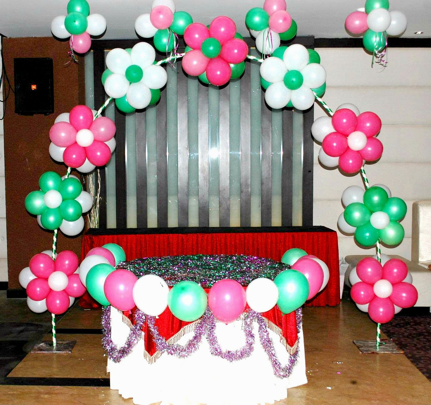 Balloon Decorations For Birthday
 8 Latest And Trending Balloon Decorations For A Home