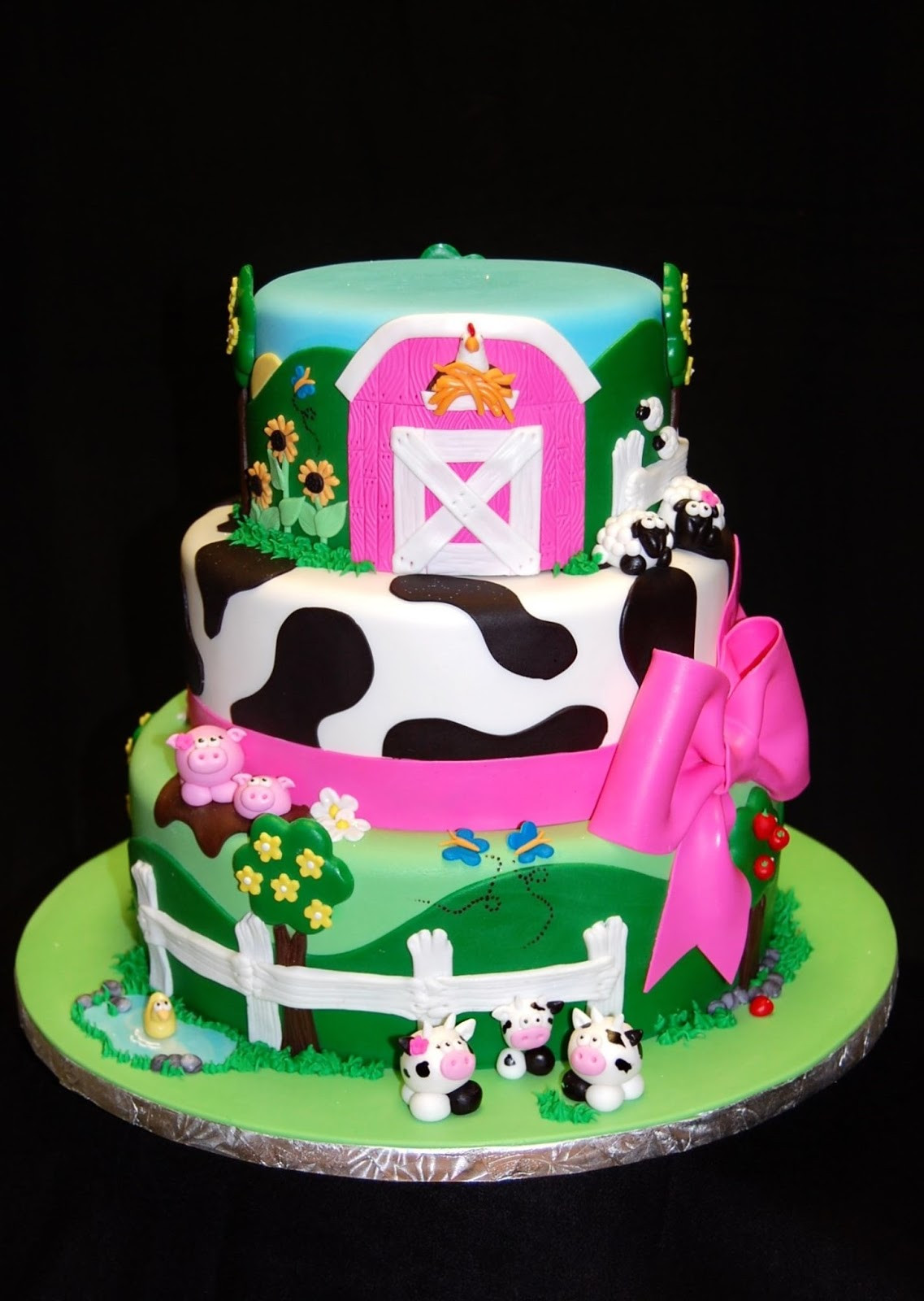 Barnyard Birthday Cake
 Drea s Dessert Factory Birthday cakes for all ages