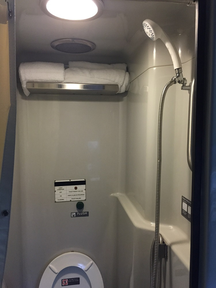 Bathroom Showers Pictures
 Amtrak Coast Starlight Trip – Part 4 Bedrooms at Night