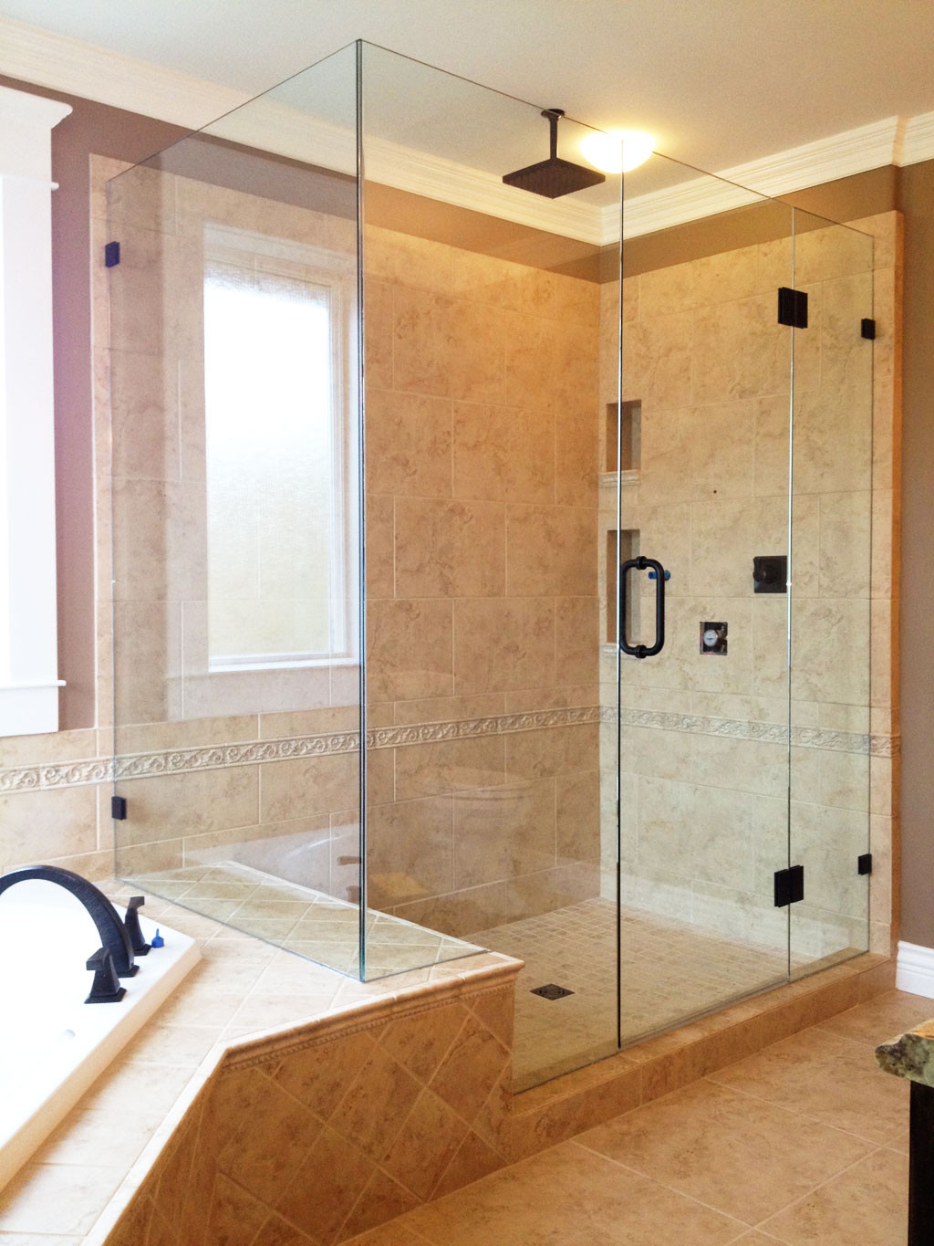 Bathroom Showers Pictures
 Picture gallery of our custom glass showers & bathrooms in