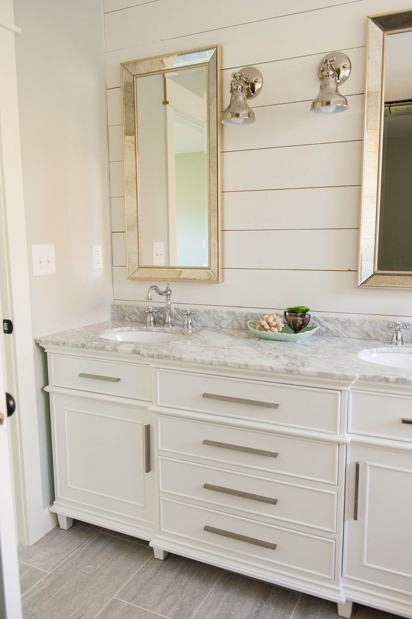Bathroom Vanity Designs
 The Ultimate Guide to Buying a Bathroom Vanity