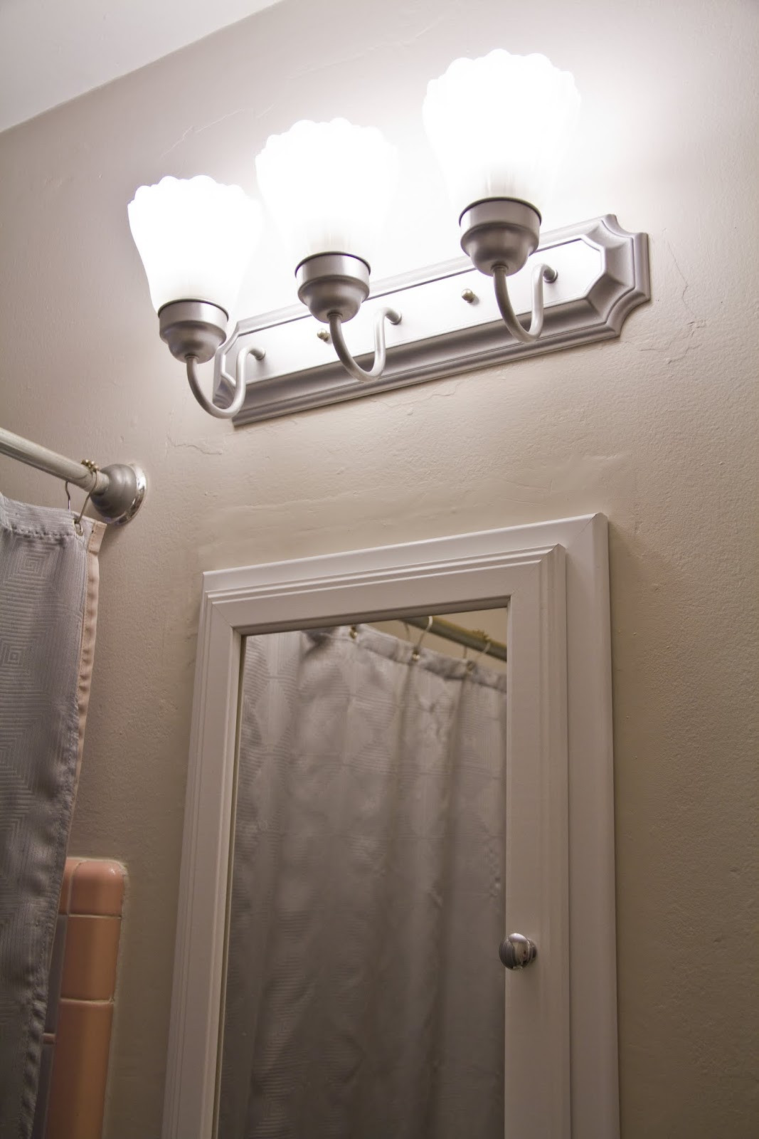 Bathroom Vanity Light Bulbs
 SwingNCocoa Pink Bathroom Chronicles Vanity Light