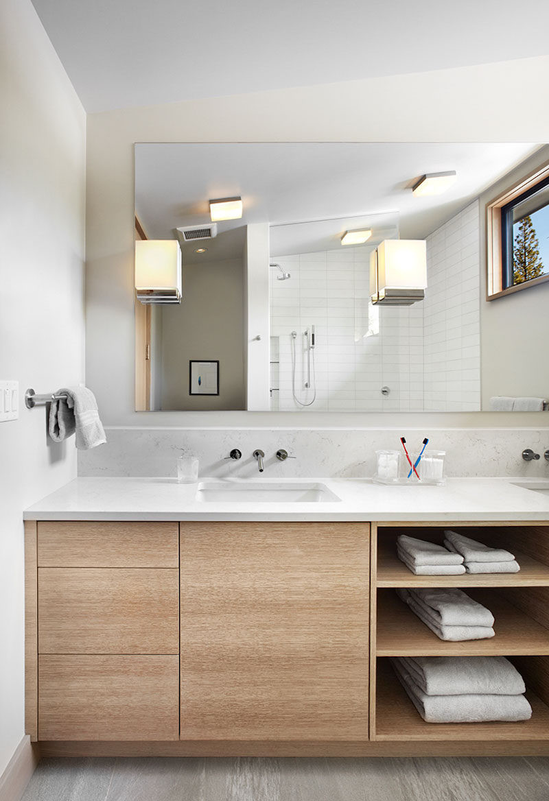 Bathroom Vanity Storage
 15 Examples Bathroom Vanities That Have Open Shelving