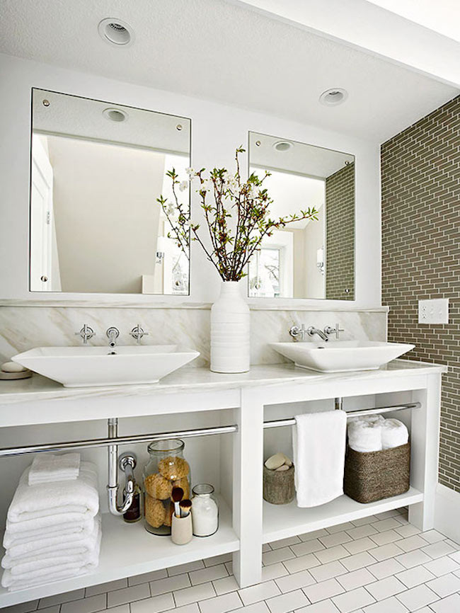 Bathroom Vanity Storage
 15 Exquisite Bathrooms That Make Use of Open Storage