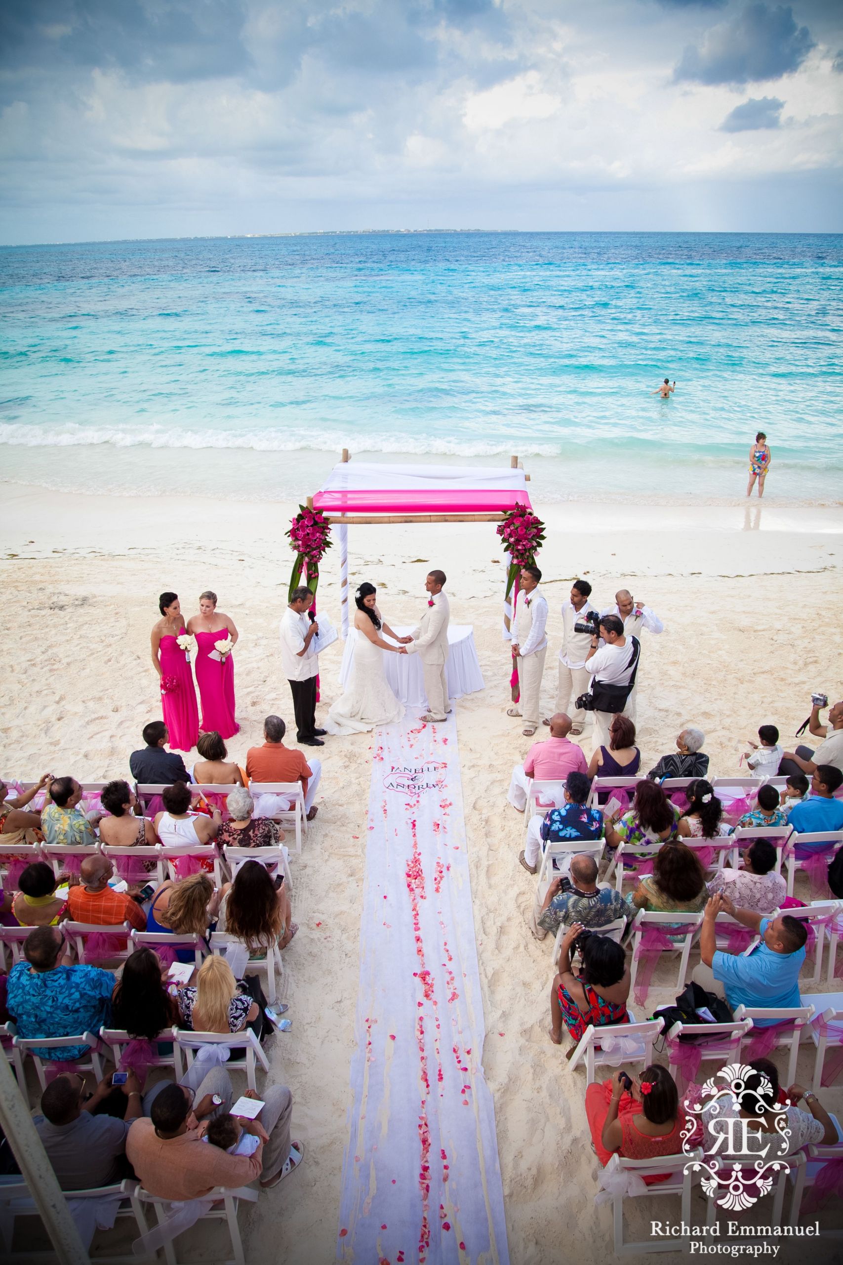 Beach Palace Cancun Wedding
 Our client s wedding ceremony at Riu Palace Las Americas