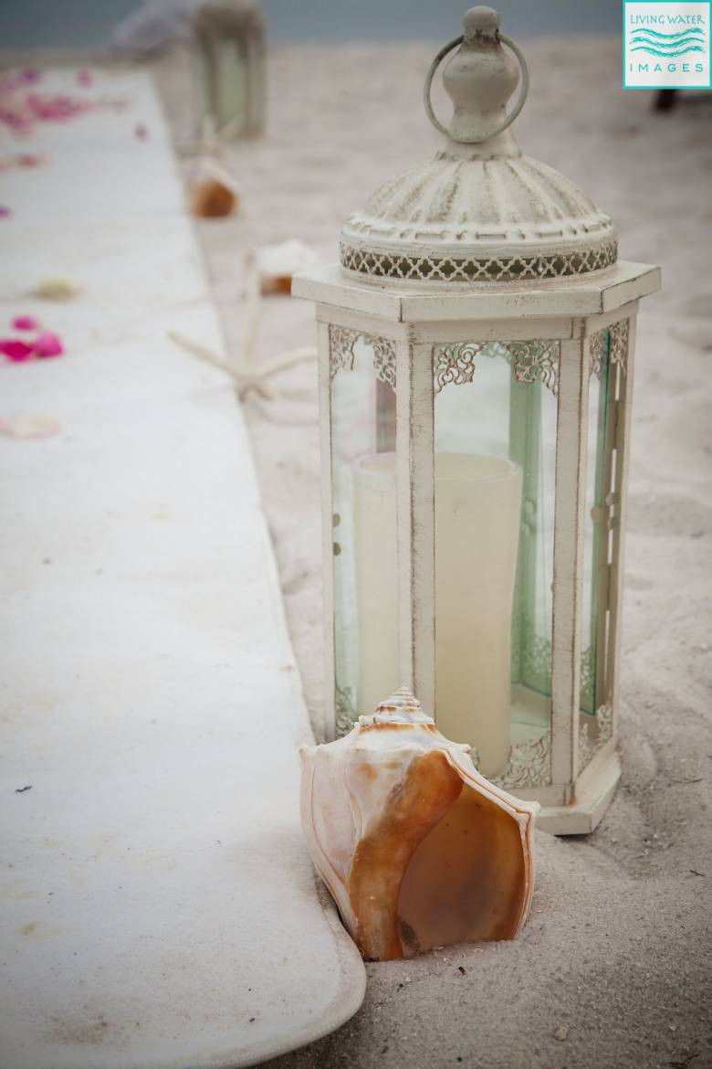 Beach Wedding Decorations DIY
 DIY Beach Wedding Centerpieces and Decor [A Chic Mermaid
