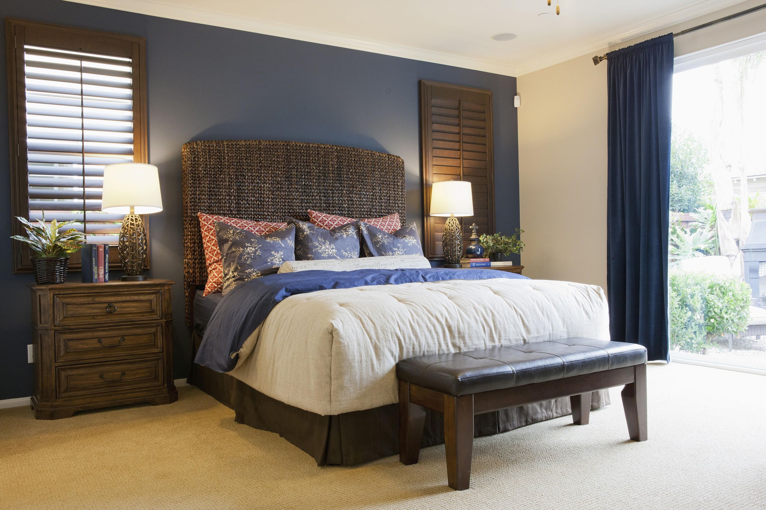 Bedroom Accent Wall Ideas
 How to Choose an Accent Wall and Color in a Bedroom