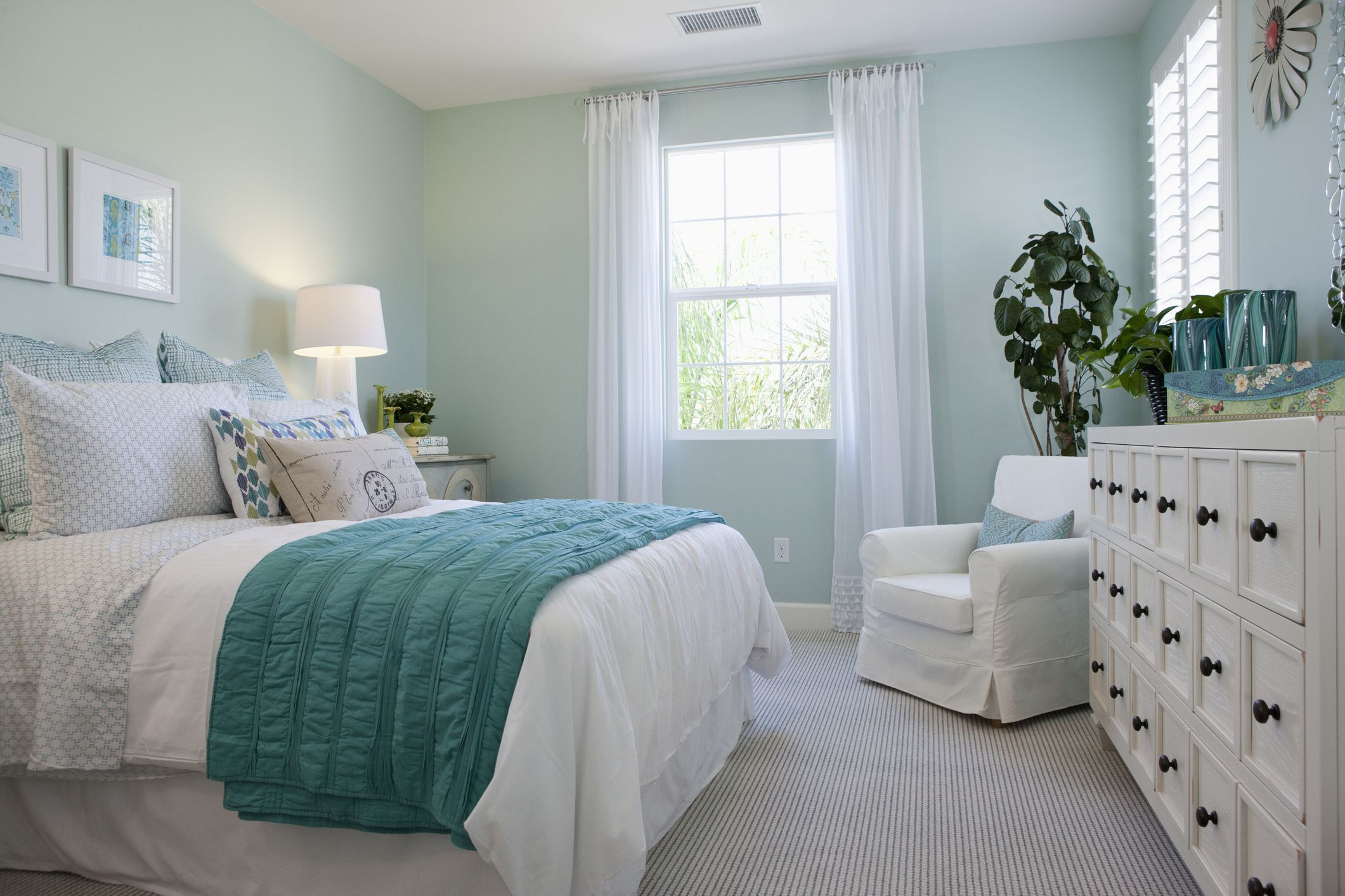 Bedroom Paint Color
 How to Choose the Right Paint Colors for Your Bedroom