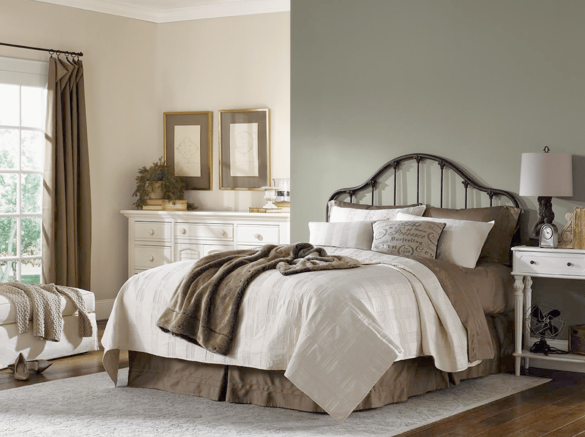 Bedroom Paint Color
 8 Relaxing Sherwin Williams Paint Colors for Bedrooms