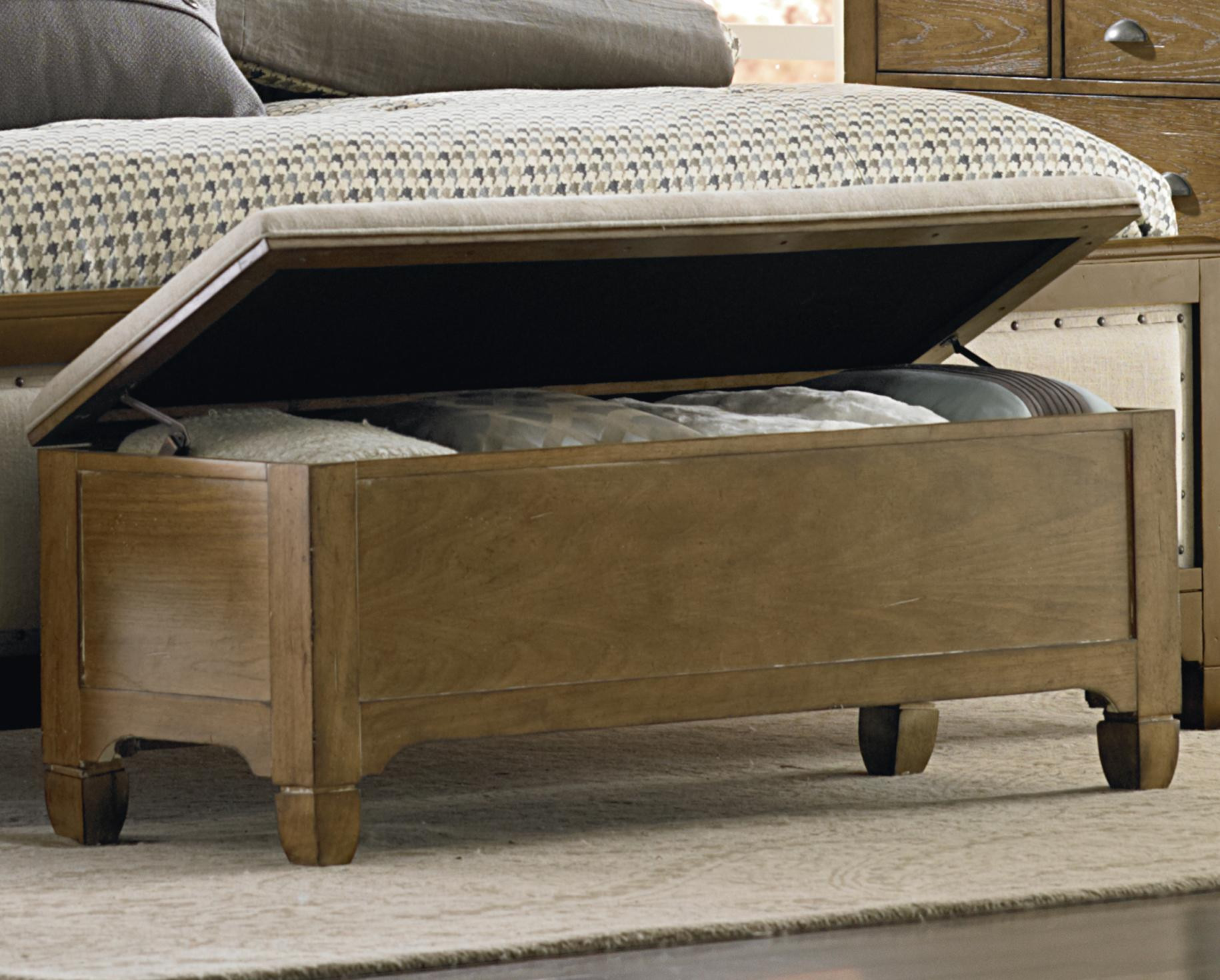 Bedroom Storage Bench: How To Choose The Perfect One For Your Home