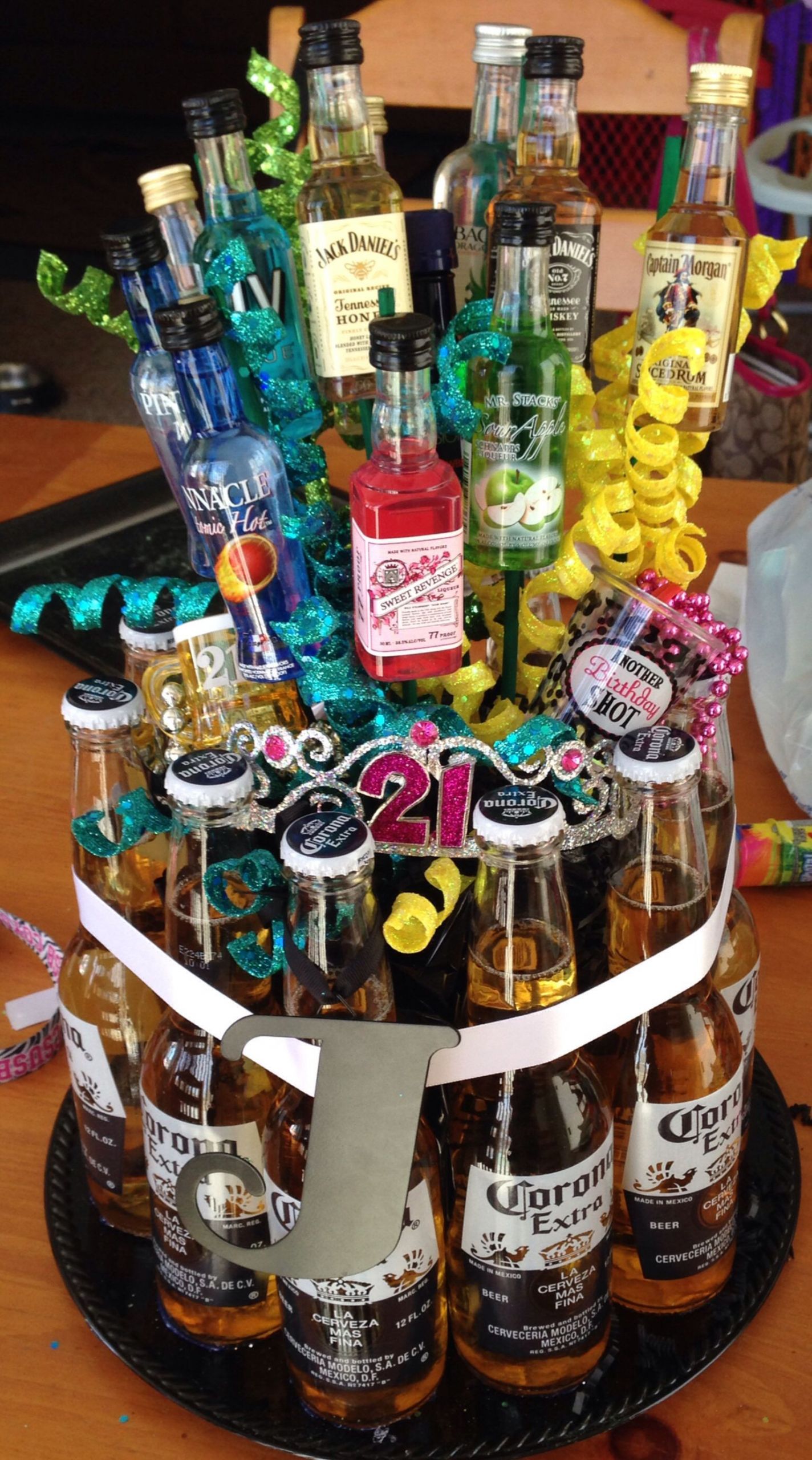 Beer Birthday Gifts
 DIY 21st birthday alcohol bouquet instead of a pot or