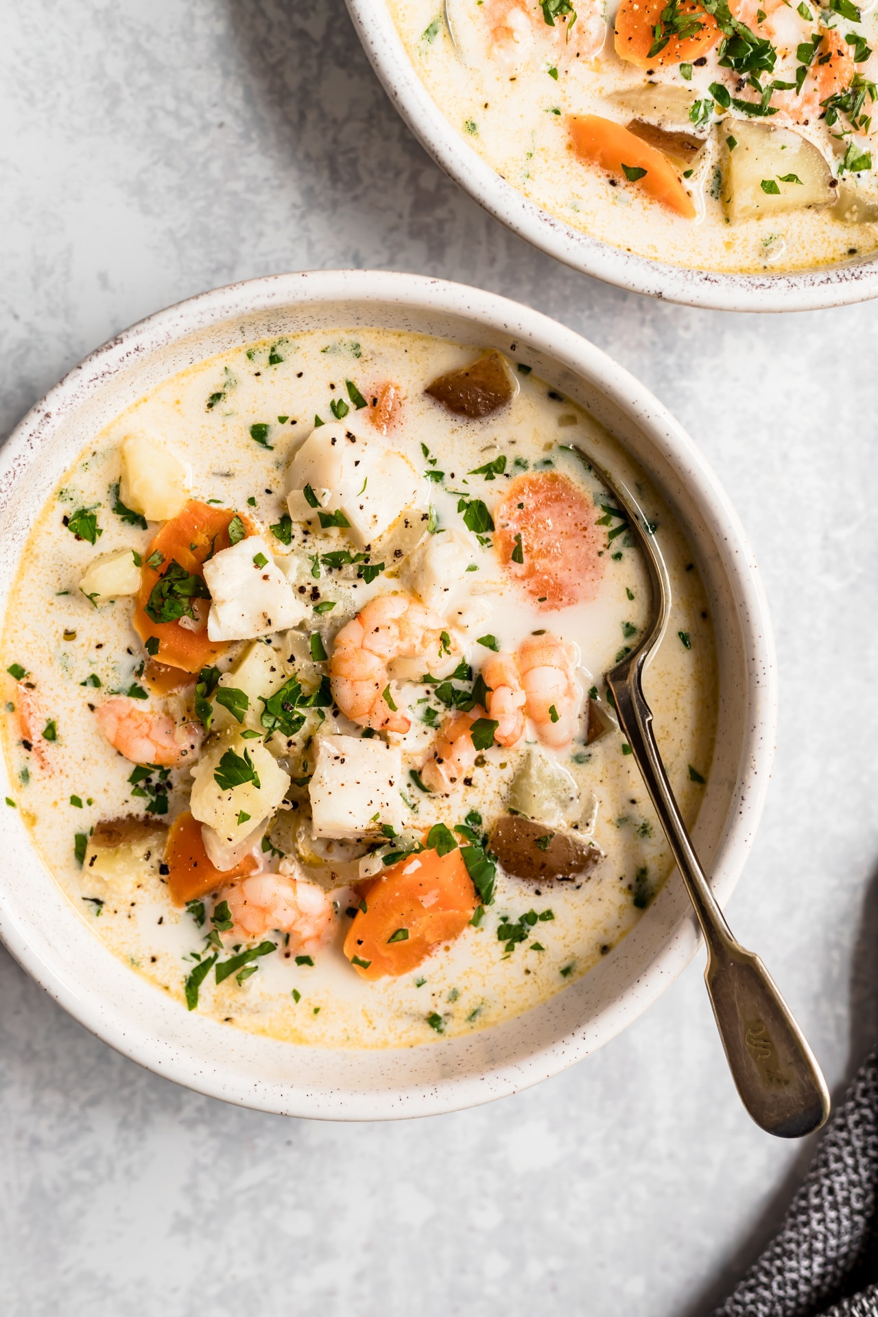 Best Seafood Chowder Recipe
 Healthy Seafood Chowder Kim s Cravings