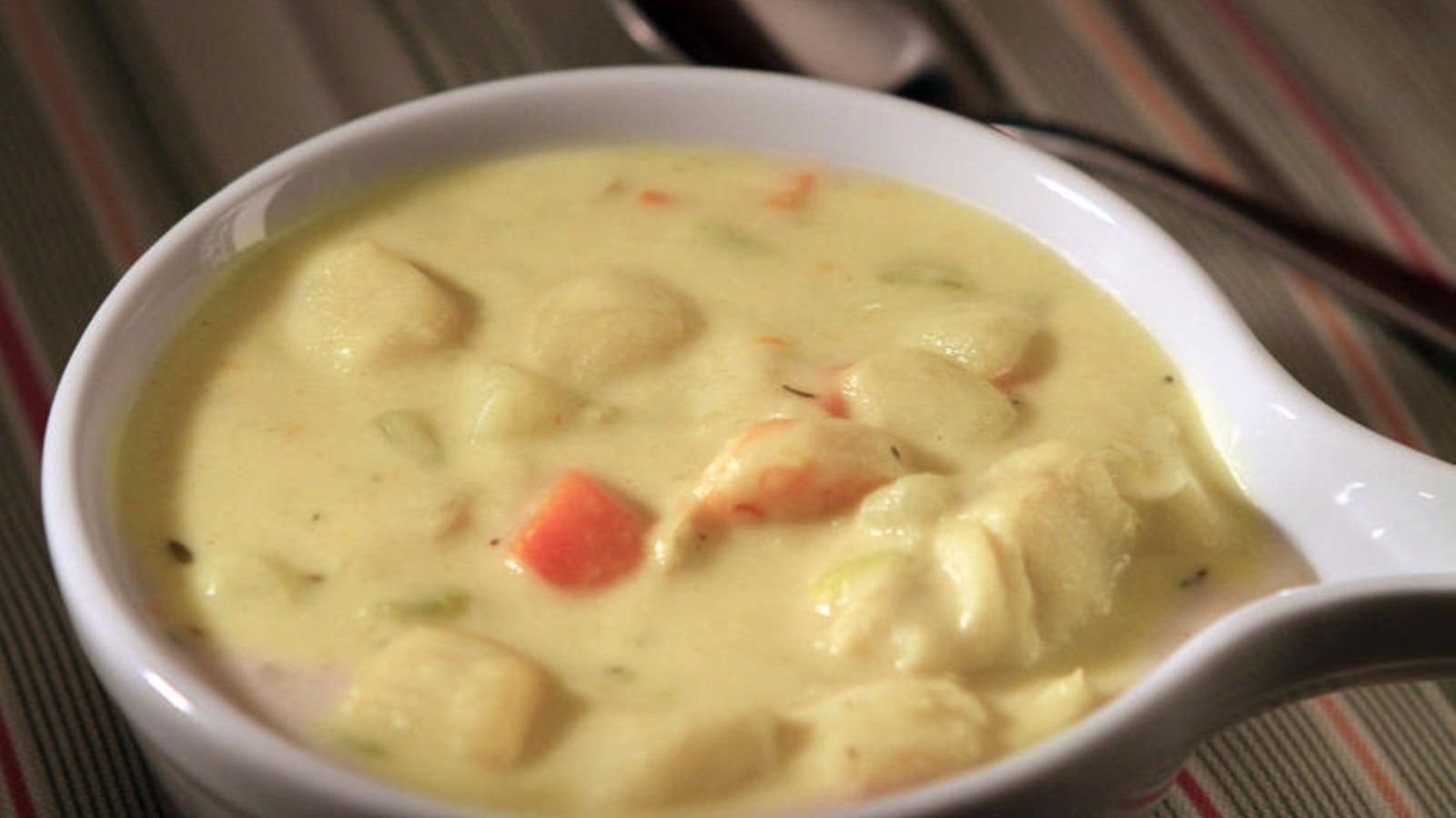 Best Seafood Chowder Recipe
 This might be your new favorite seafood chowder recipe