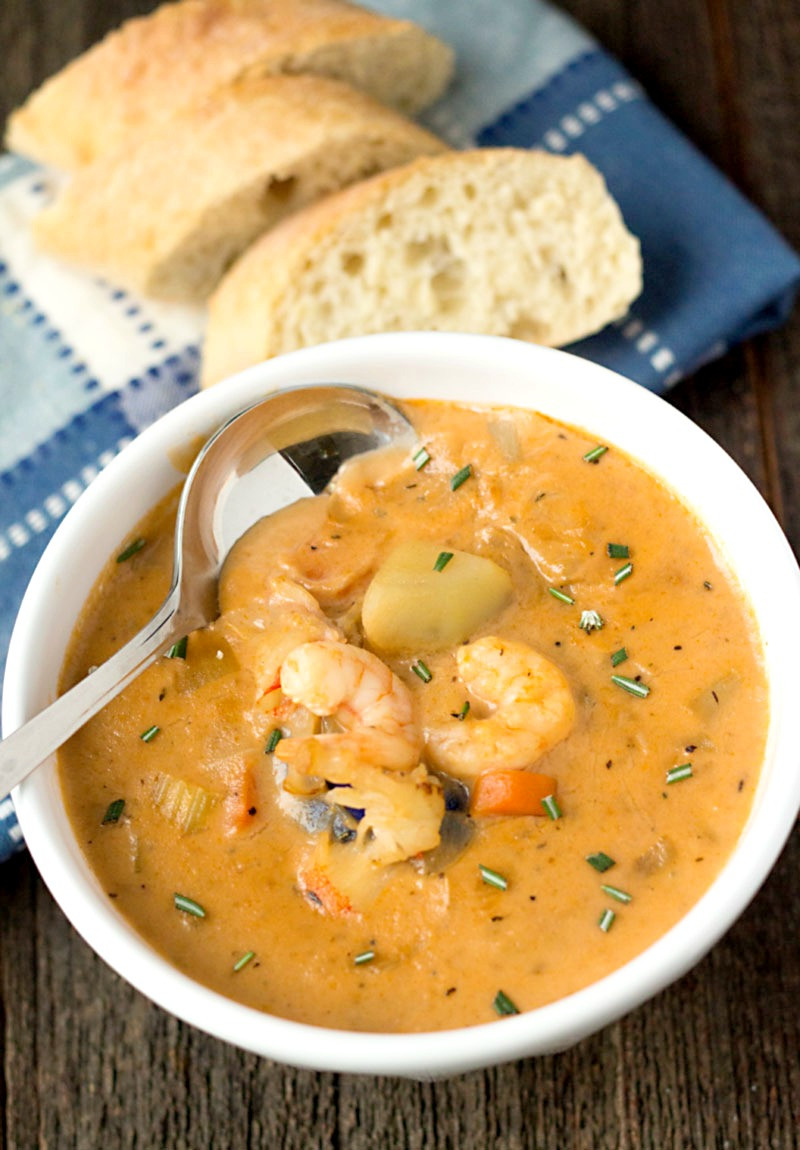 Best Seafood Chowder Recipe
 Creamy Seafood Chowder w Homemade Seafood Stock ⋆ Its Yummi