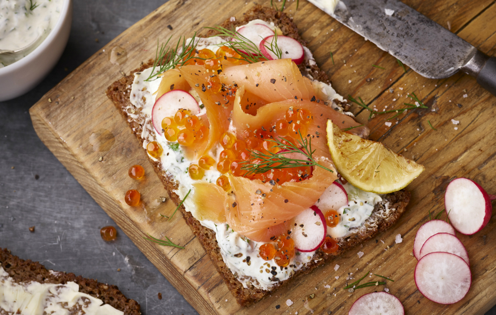 Best Smoked Salmon
 SMOKED SALMON SMØRREBRØD