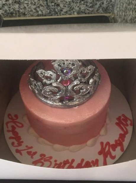 Birthday Cake Chris Brown
 Royalty had not one but two birthday cakes fit for a