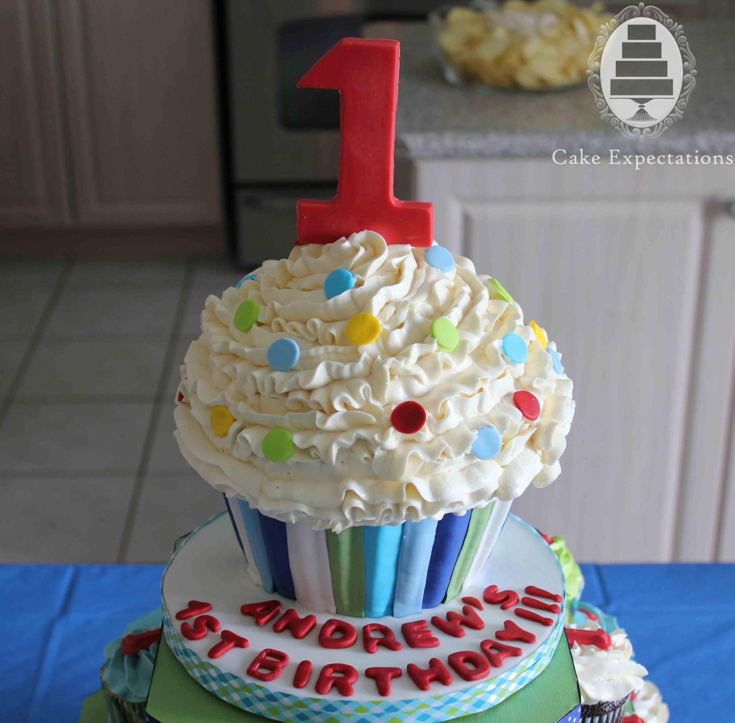 Birthday Cake Cupcakes
 Cake Expectations – Cupcakes