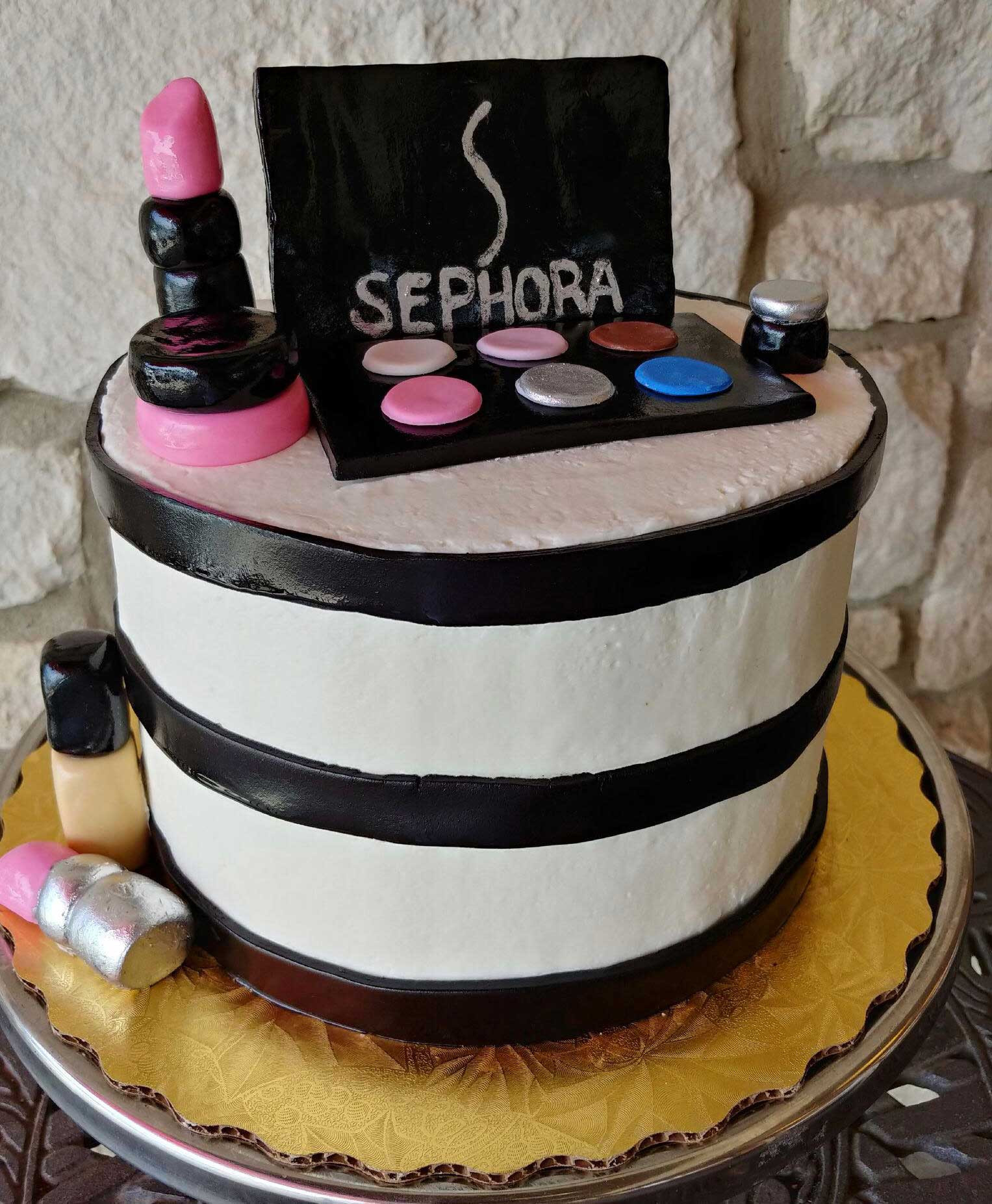 Birthday Cake Designs Adults
 Birthday Cakes for Adults Celebrity Café and Bakery