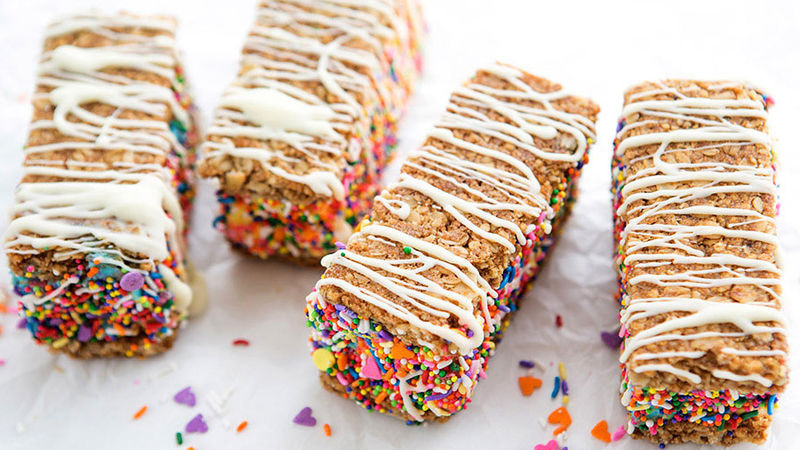 Birthday Cake Ice Cream Sandwich
 Birthday Cake Granola Ice Cream Sandwiches Recipe