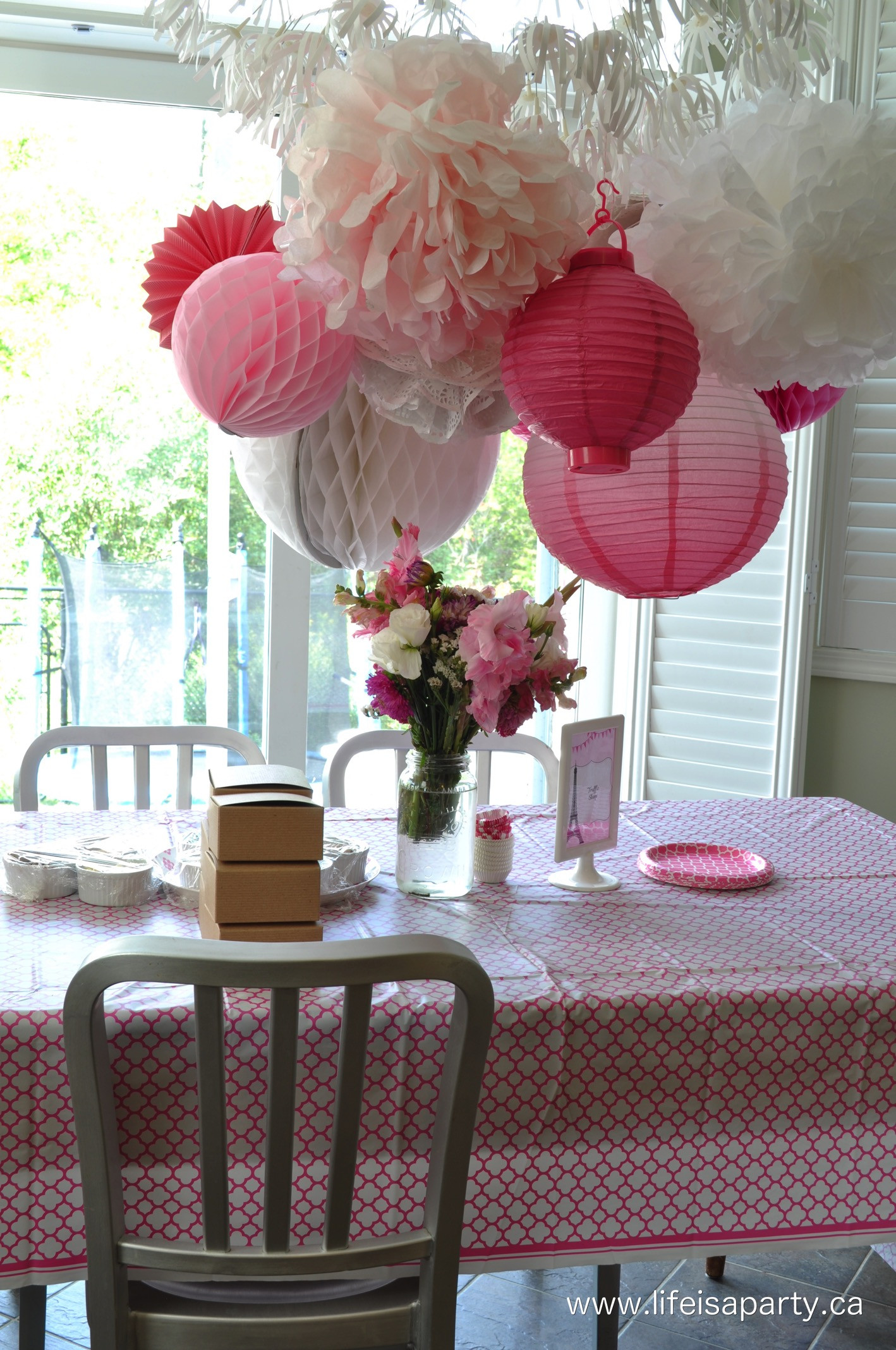 Birthday Party Decoration Ideas
 Paris Birthday Party Part e Party Activities and