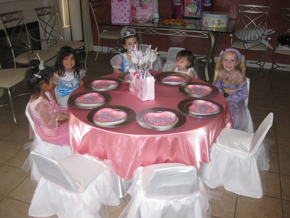 Birthday Party Rental Ideas
 Disney Princess Chair And Table Set & Mayflower