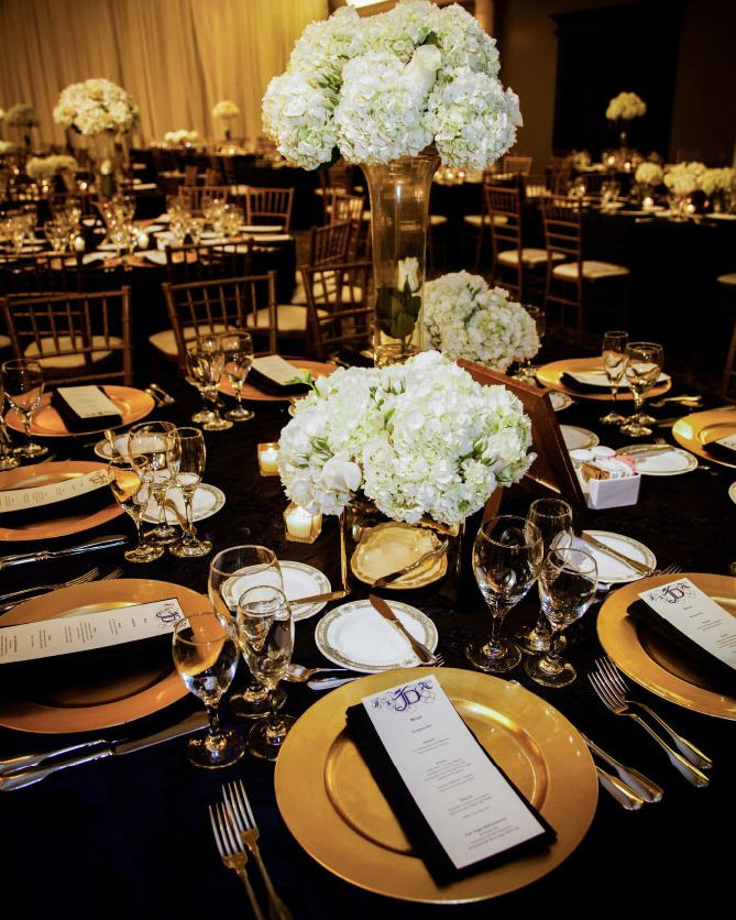Black And Gold Wedding Theme
 Black And Gold Wedding Centerpieces