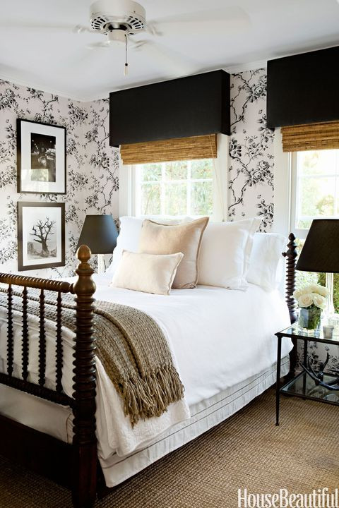 Black And White Bedroom Decor
 15 Beautiful Black and White Bedroom Ideas Black and