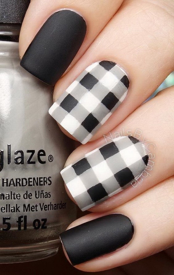 Black And White Nail Art Design
 30 Stylish Black & White Nail Art Designs For Creative Juice