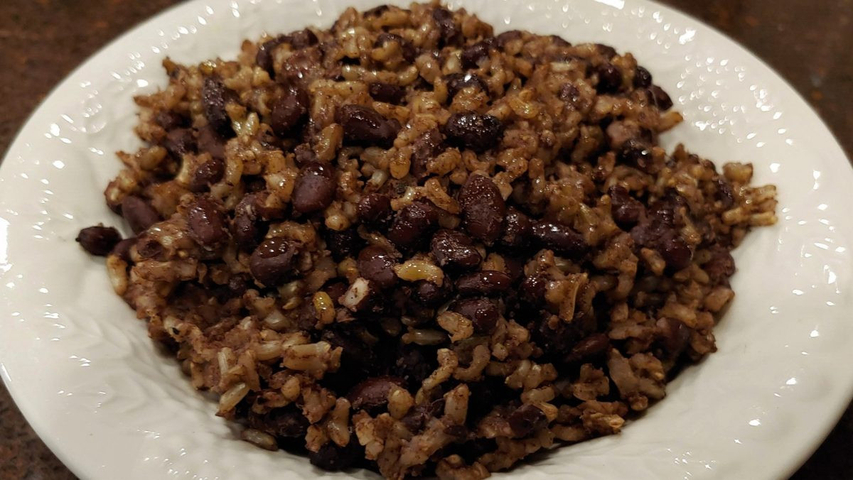 Black Beans And Rice Slow Cooker
 Slow Cooker Black Beans and Rice Dining in with Danielle