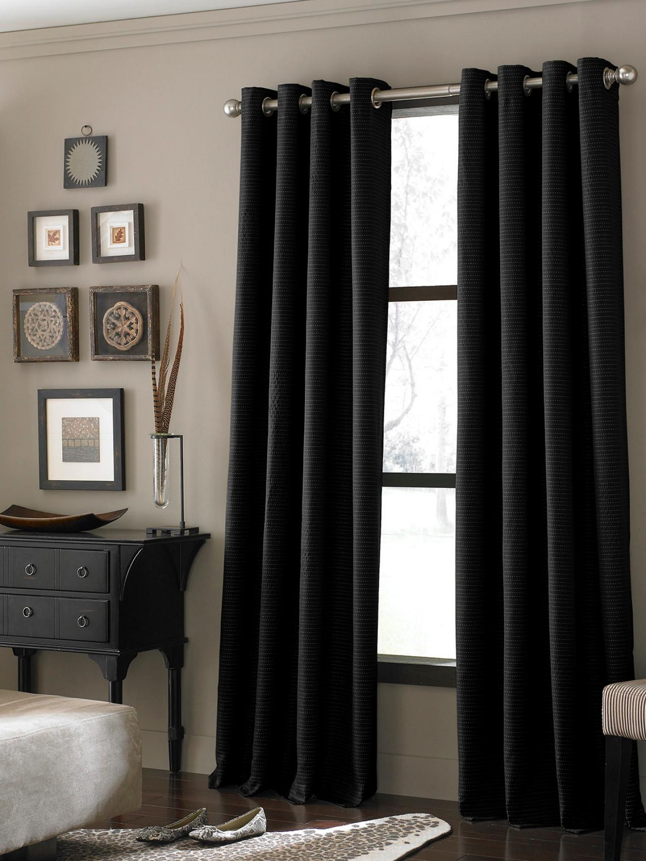 Black Living Room Curtains
 20 Different Living Room Window Treatments