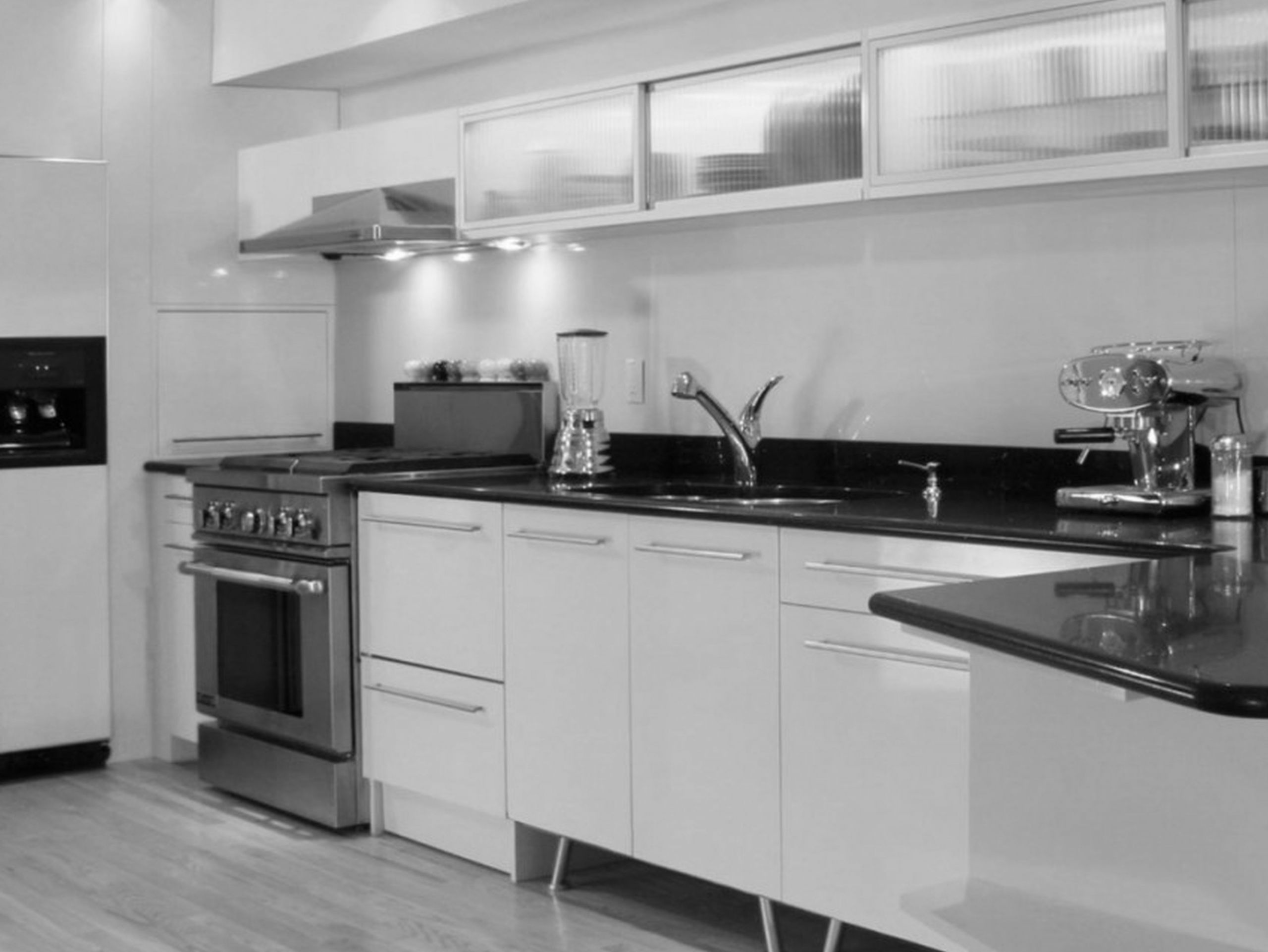 Black White And Gray Kitchen
 Lovely Black White and Gray Backsplash