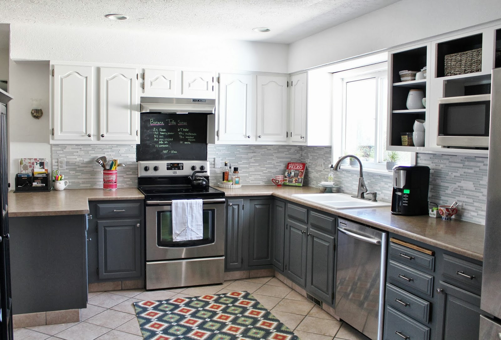 Black White And Gray Kitchen
 black and white and gray kitchen 2017 Grasscloth Wallpaper