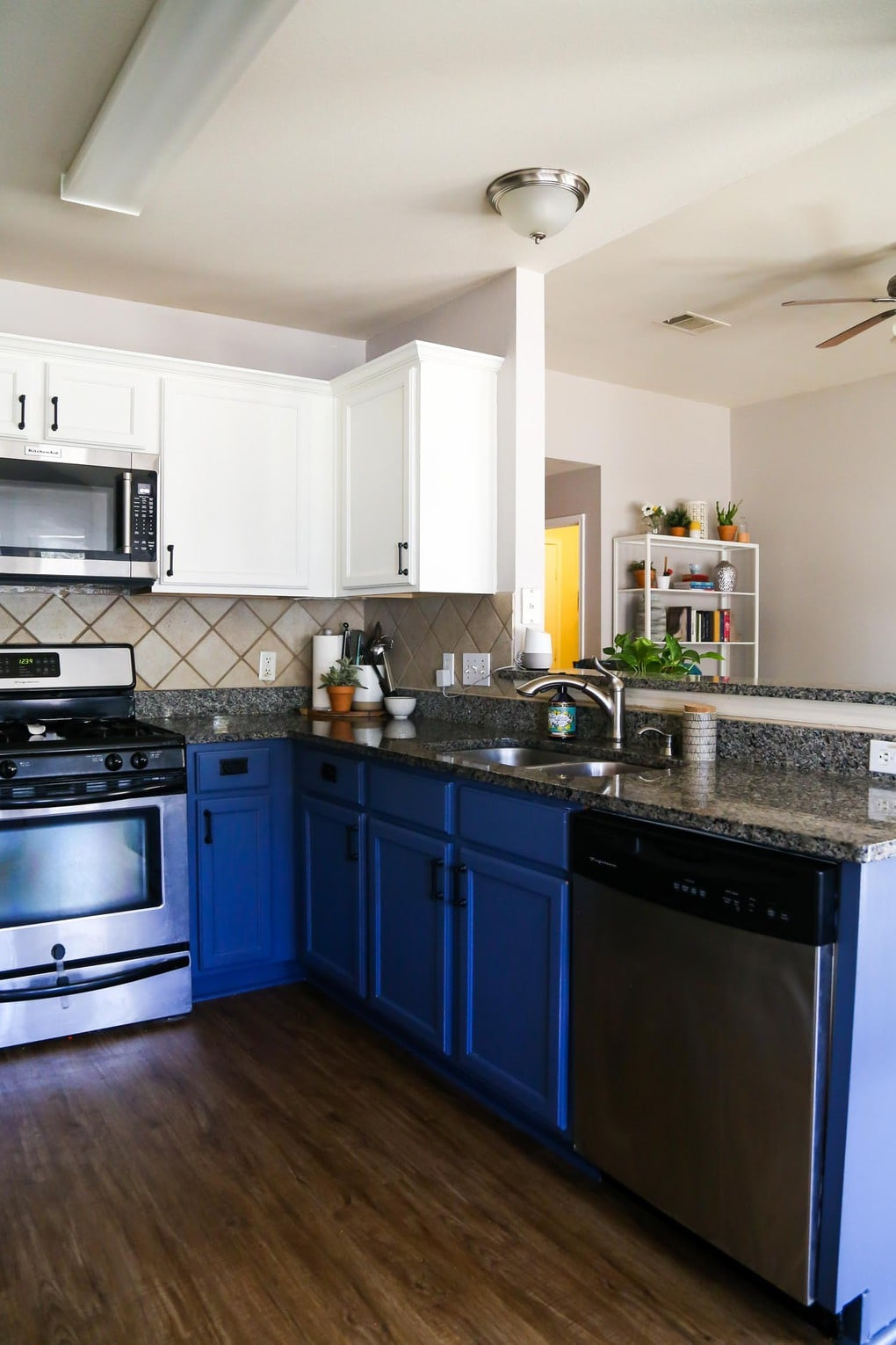 Blue White Kitchen
 Blue & White Kitchen Cabinets