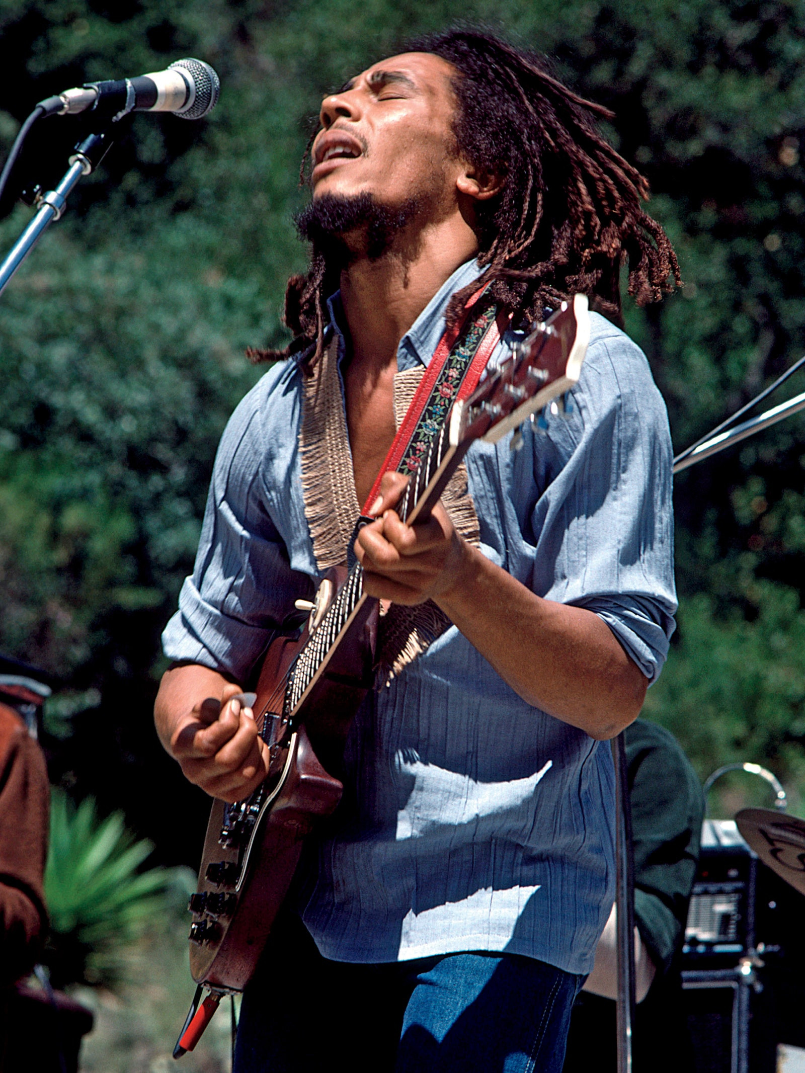 Bob Marley Hairstyle
 Why Bob Marley Is an Underrated Style God