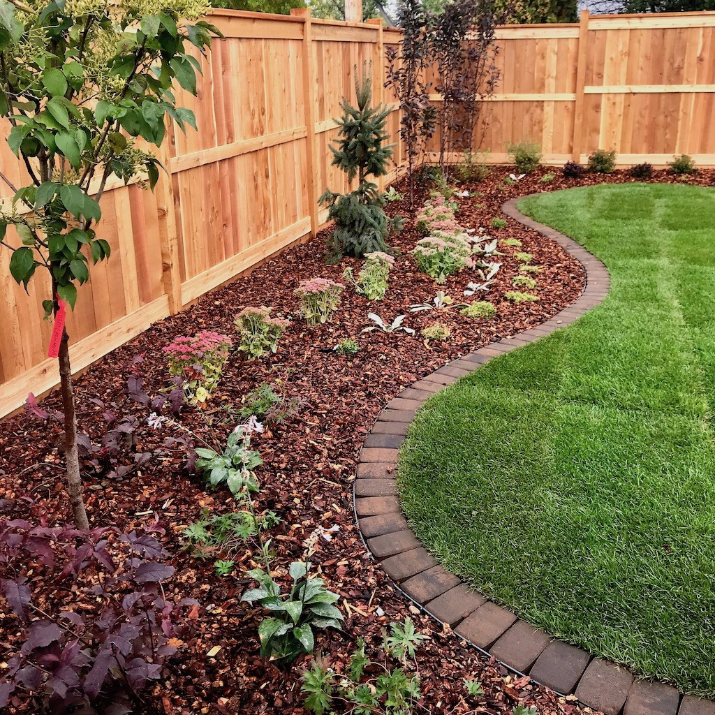 Brick Landscape Edging
 Landscape Borders and Beds Landscaping pany