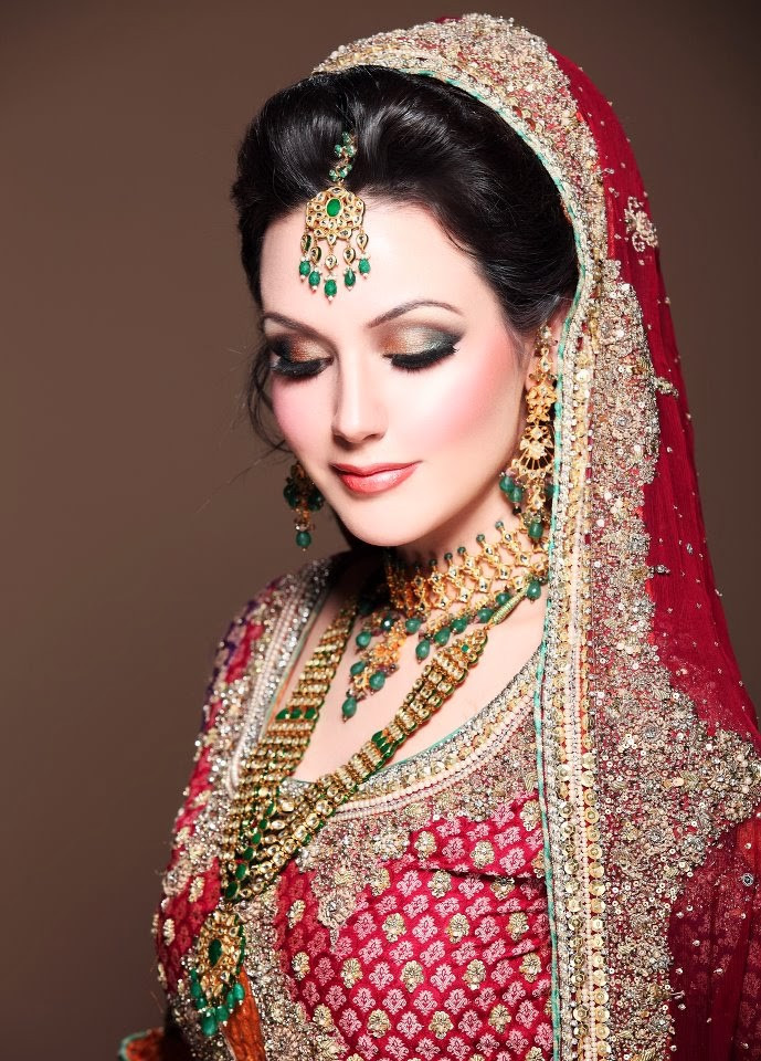 Bride Makeup Images
 Elegant Pakistani Bridal Makeup Styles