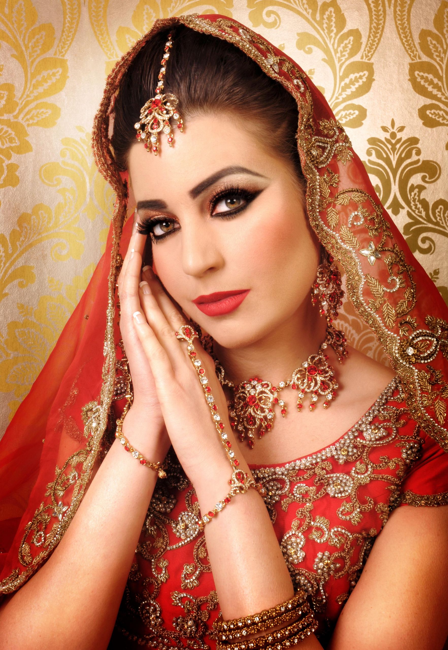 Bride Makeup Images
 Bridal Makeup With Impressive Styli Wallpapers