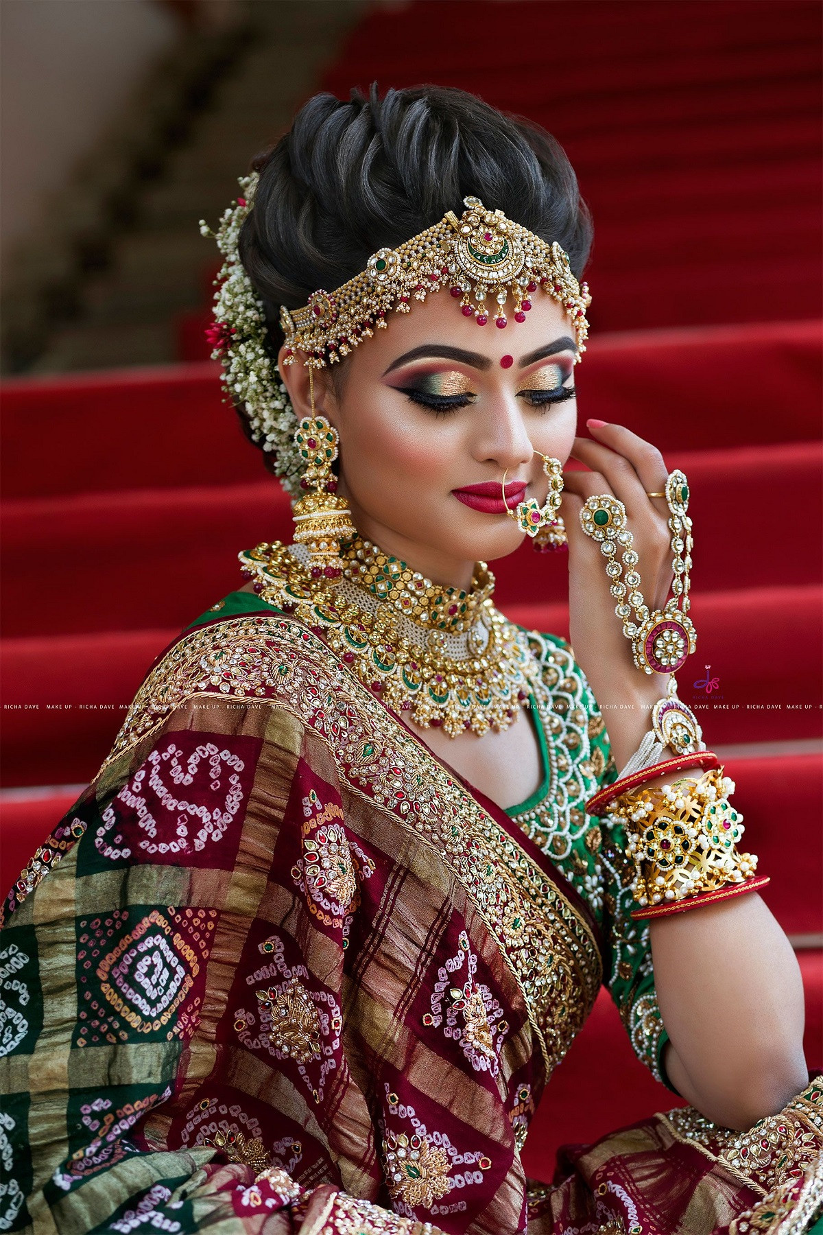 Bride Makeup Images
 Traditional Indian Bridal Makeup Looks That You Must Know